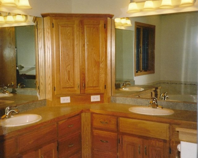 bathrooms66.jpg